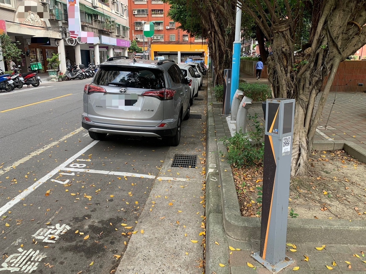 智慧車格。 圖：新北市交通局提供