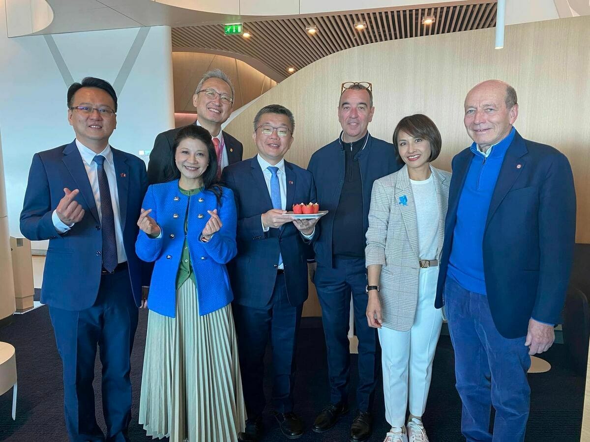 法國國民議會友台小組主席博多黑（Eric BOTHOREL）將率小組成員一行4人於17至20日訪台。 圖：擷自林楚茵臉書