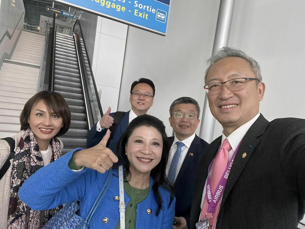 立委林楚茵表示，在結束訪問法國議會行程後，將與博多黑等4位法國議員搭乘同班機前往台灣。 圖：擷自林楚茵臉書