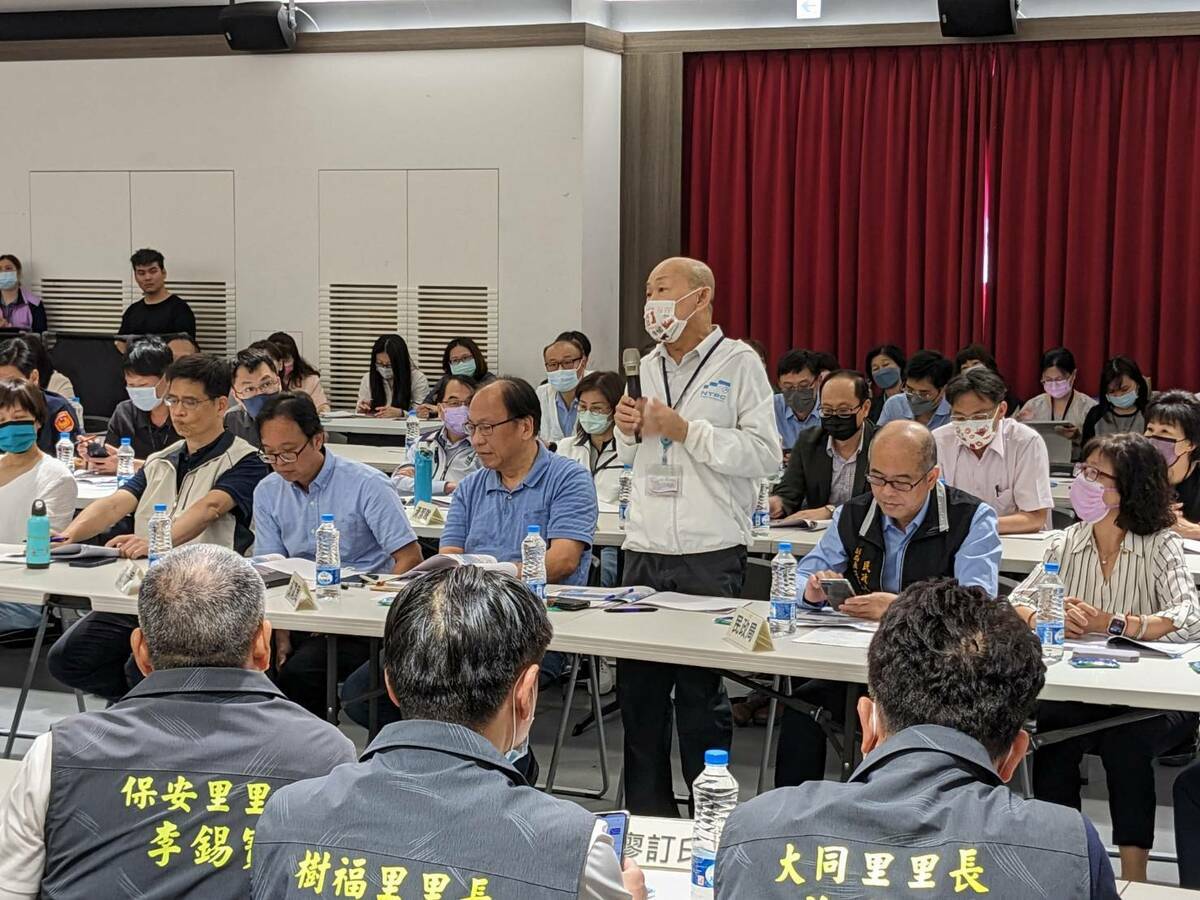 座談會發言踴躍。 圖：新北市民政局提供