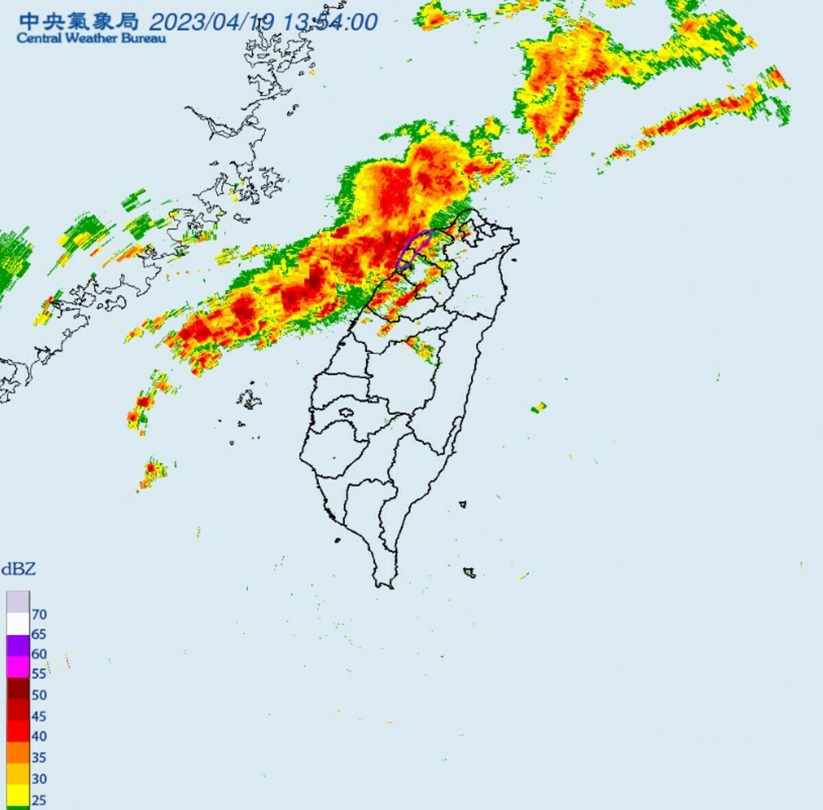 鋒面已觸路，氣象局對北部３縣市發布大雷雨訊息。 圖：取自中央氣象局網站