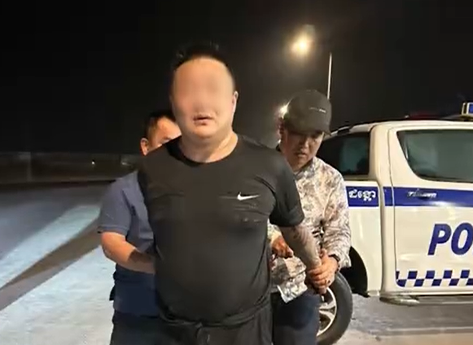 警方獲報後，分別在不同地方逮捕綁匪們。 圖：翻攝自時間視頻