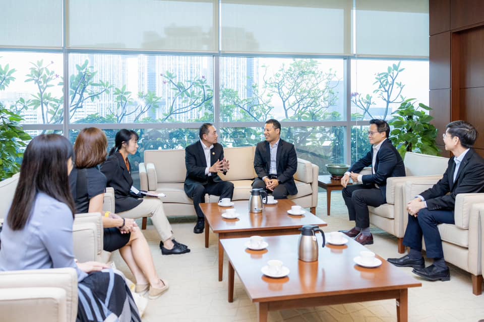 新北市長侯友宜率團訪新加坡。 圖：翻攝侯友宜臉書