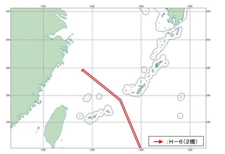 2架中國軍方的H-6轟炸機21日下午在沖繩附近飛行。 圖/擷取自日本防衛省