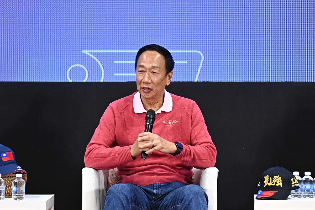 郭台銘聲稱共機擾台是因為民進黨，斷言自己或是國民黨的人選明年當選總統的話共機就不會來。 圖：翻攝自郭台銘臉書
