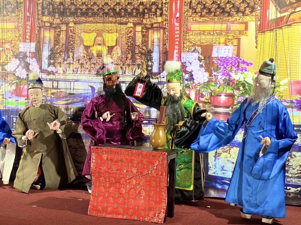 傀儡偶戲傳承傳統文化藝術。 圖：高雄市教育局/提供