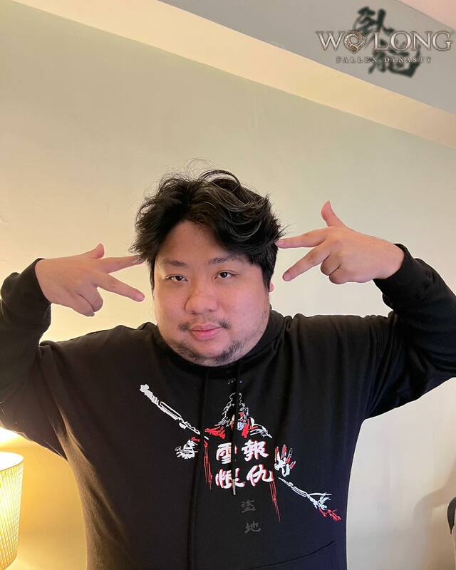 知名遊戲實況主「亞洲統神」張嘉航直播快篩陽性，網友嗨翻「神確診了」。 圖：翻攝自FB/亞洲統神-張嘉航