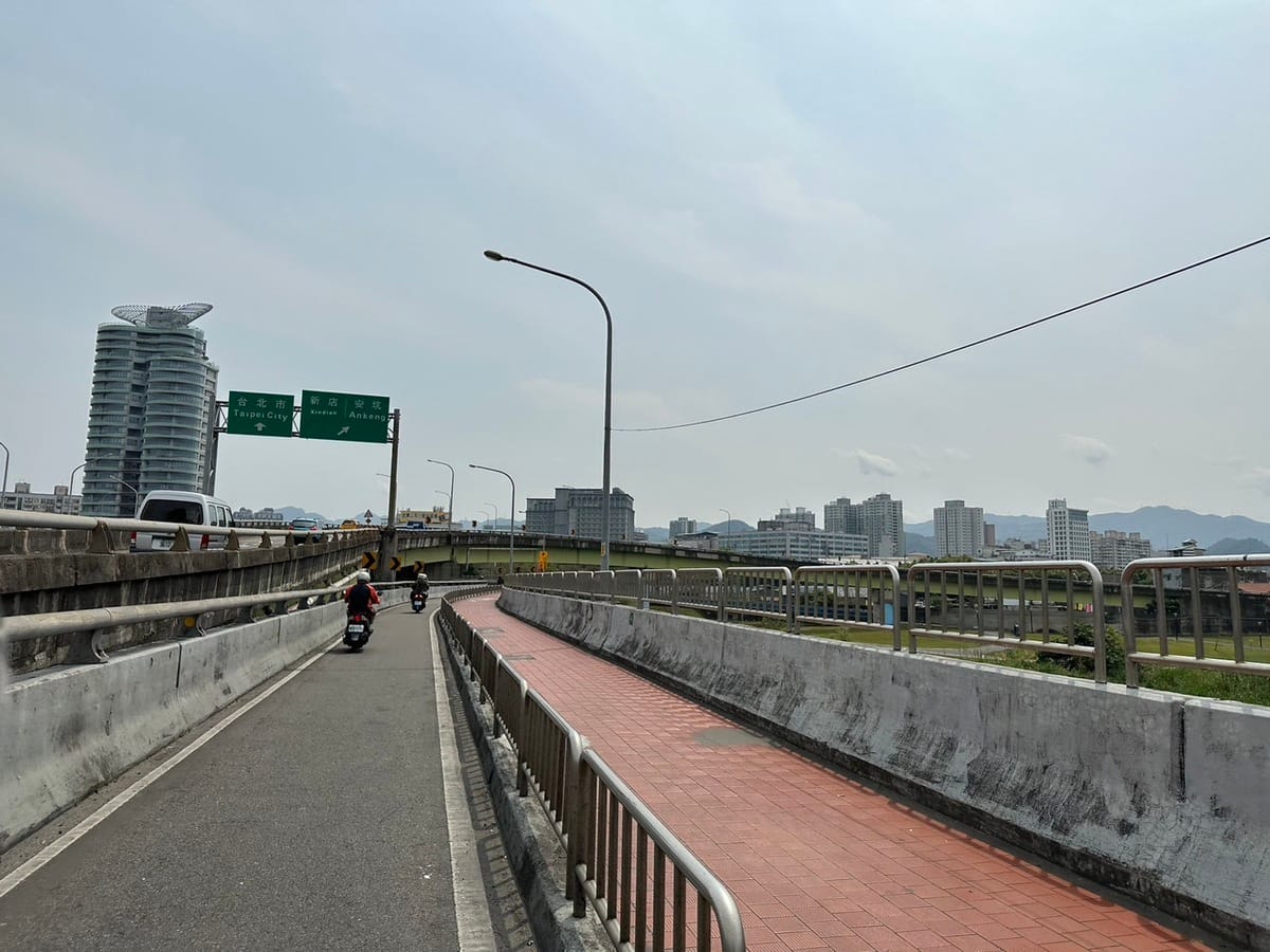 秀朗橋機車道。 圖：新北市工務局提供