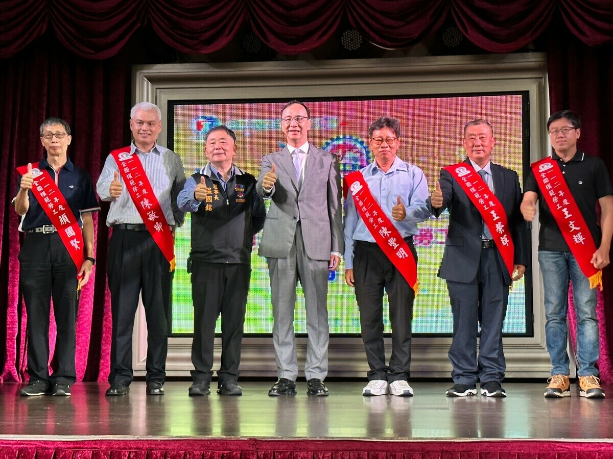 國民黨主席朱立倫出席中華民國全國總工會創會75周年慶。 圖：國民黨文傳會/提供
