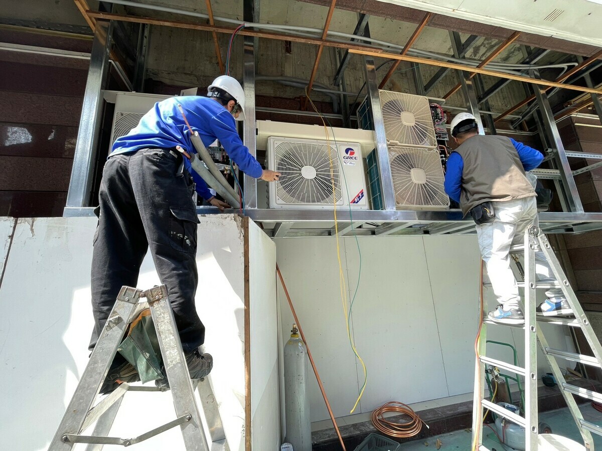 台北市政府3年來持續推動「台北市服務業汰換節能設備補助計畫」，補助品項包含LED照明燈具、空調設備、電冰箱、冷凍櫃、冷凍(藏)庫、循環扇及空氣門簾等設備。（循環扇示意圖） 圖：新北市經發局／提供
