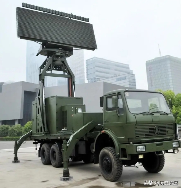 中國解放軍YLC空中搜索雷達系統。 圖 : 翻攝自頭條/歷史微鑑