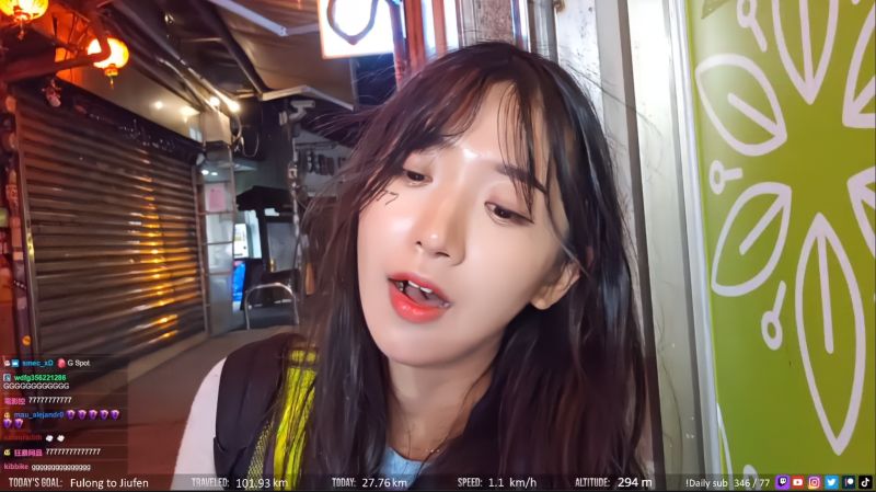 知名實況主「企鵝妹」柳允進（윰찌니，Jinny）徒步環遊台灣之旅，沒想到才啟程4天，她就已經行走超過100公里。 圖／Jinnytty