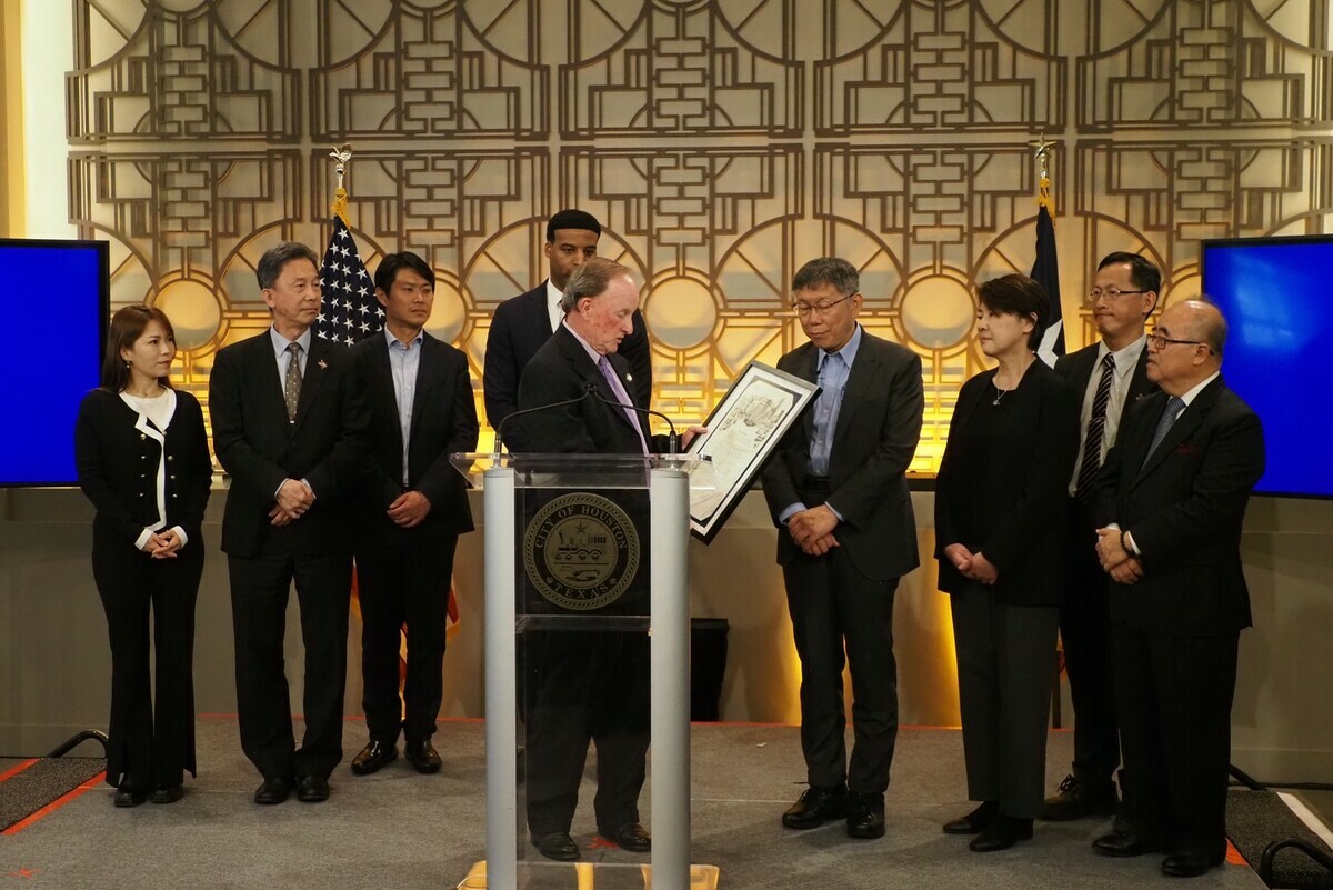 民眾黨主席柯文哲於美國時間4月26日訪休士頓， 圖：民眾黨 / 提供