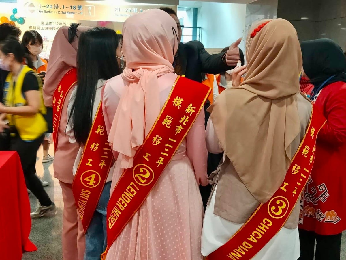獲選模範移工出席典禮。 圖：新北市勞工局提供