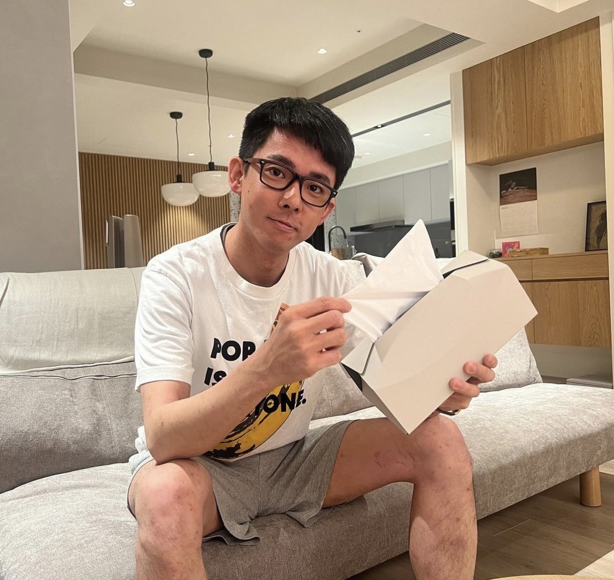 阿滴突發文稱家裡遭小偷。 圖：翻攝自阿滴日常