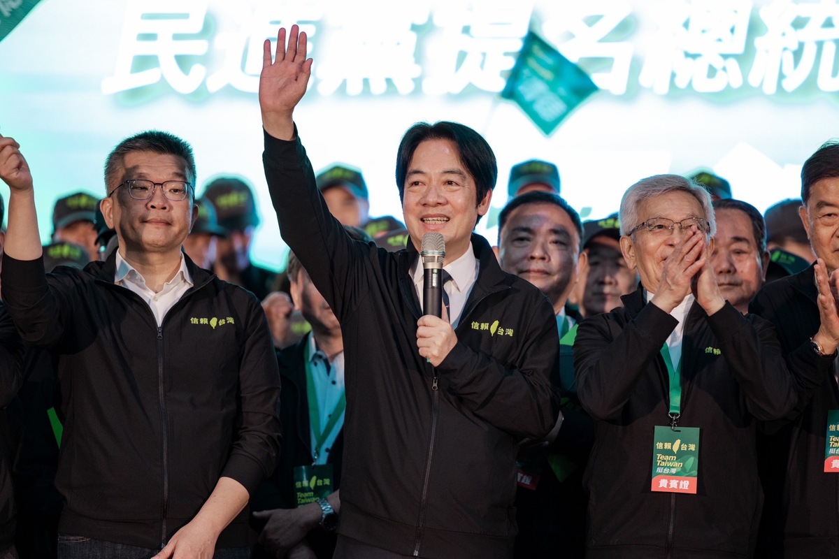 賴清德期許共同完成「拚經濟、護民主、保和平、強國防」四項任務，以壯大民主自由的台灣。 圖：民進黨/提供