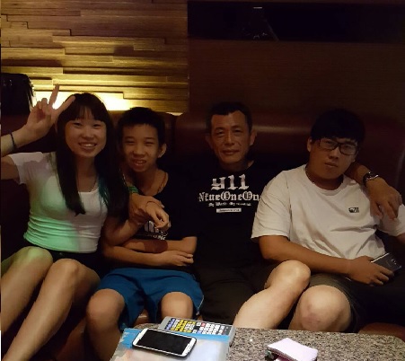 老蓋倫與他的三位子女 圖:老蓋倫「你不是最強的」提供