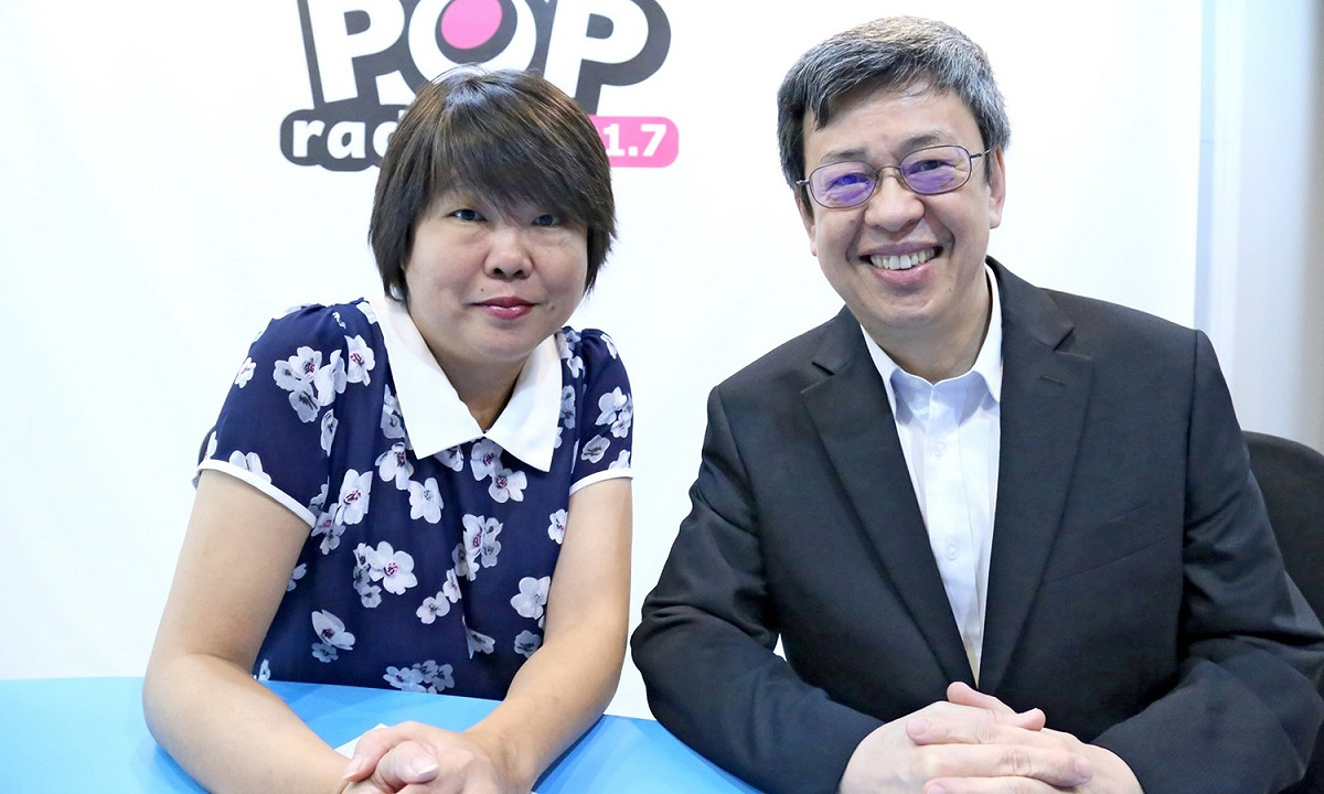 副總統陳建仁10日接受電台主持人黃光芹的訪問。 圖：《POP搶先爆》提供
