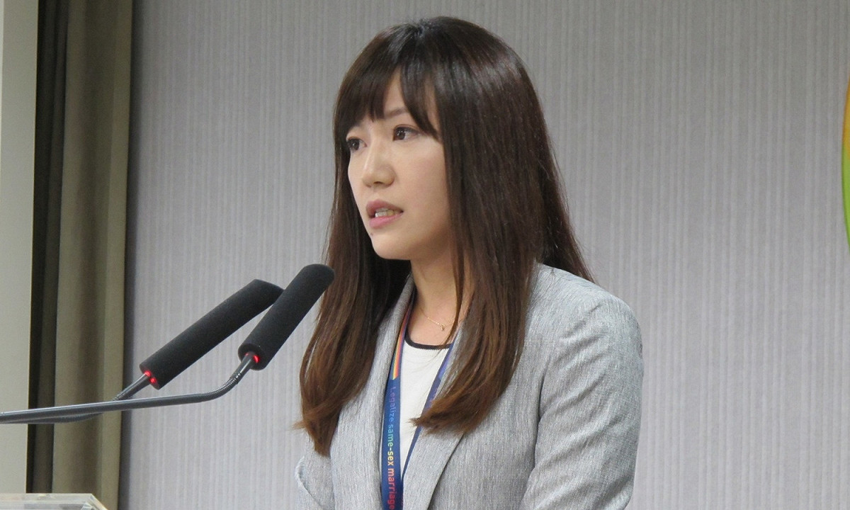 民進黨發言人吳沛憶17日轉述民進黨中常會內容。 圖：林朝億/攝