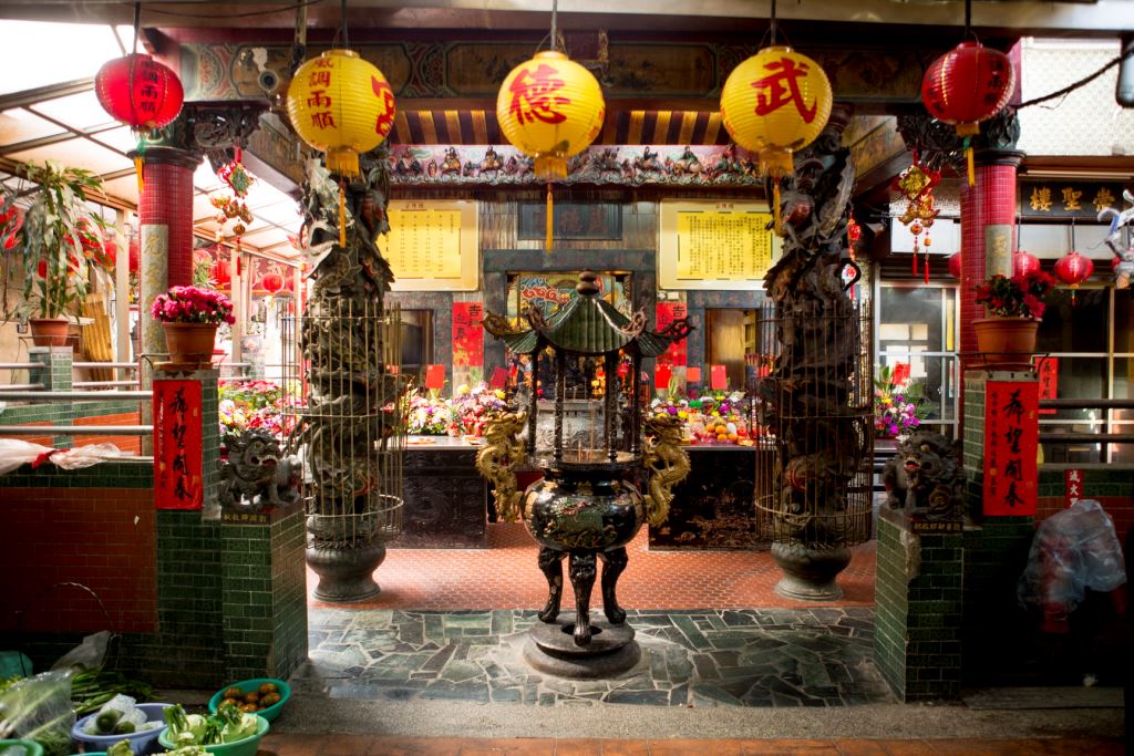 正如很多市場一樣，第二市場內也有一座小廟武德宮。 圖：翻攝自台中觀光旅遊網
