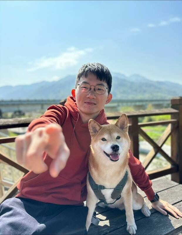 知名YouTuber視網膜，時常在臉書分享日常，與粉絲互動。 圖：翻攝自FB/視網膜 Retina