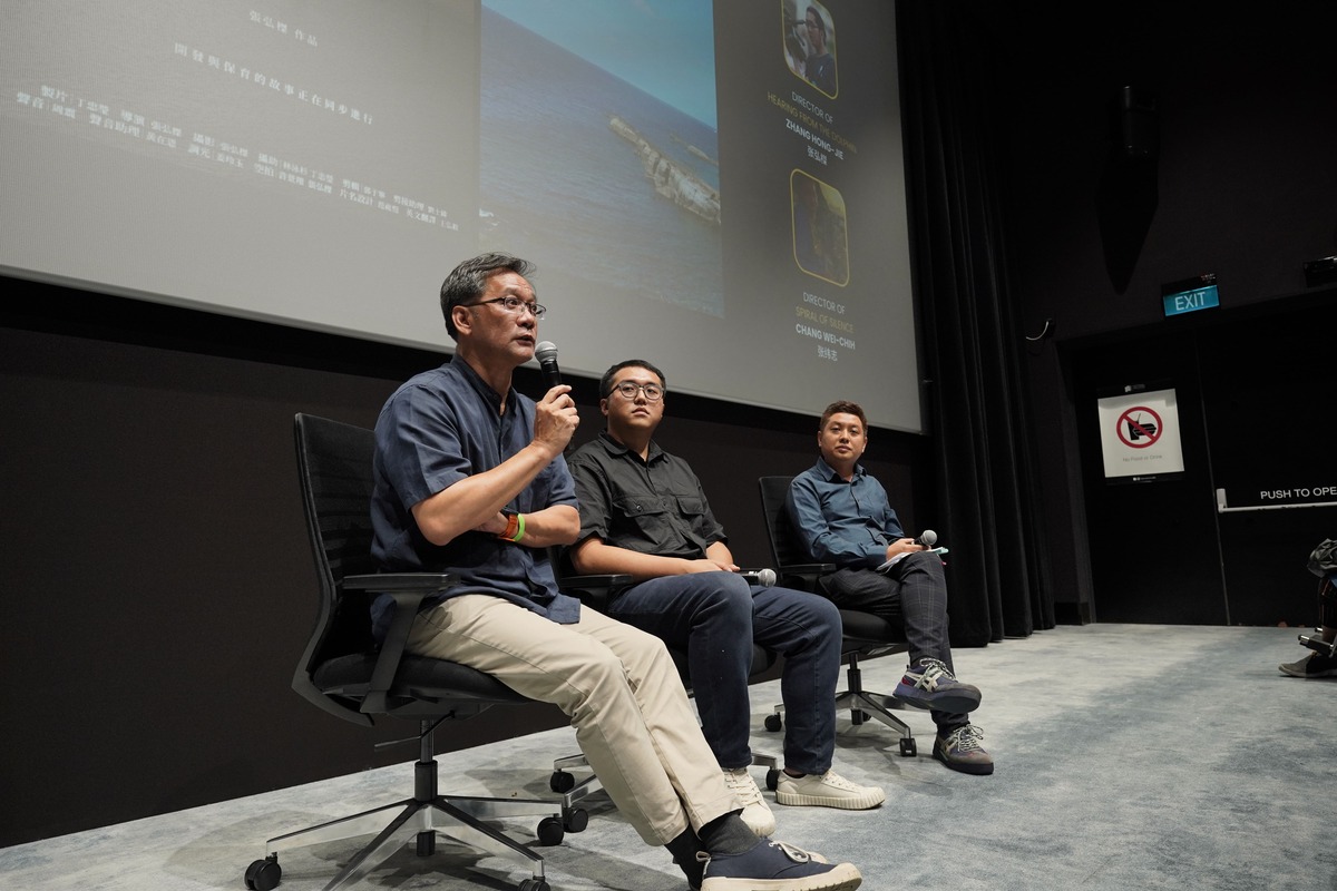導演張緯誌回應觀眾提問。 圖：新北市新聞局提供