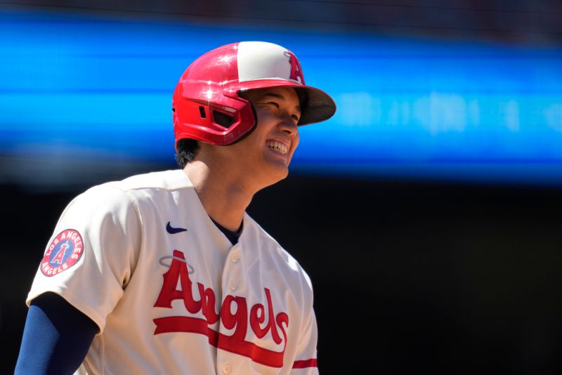 天使隊二刀流球星大谷翔平敲安。 圖／美聯社／達志影像