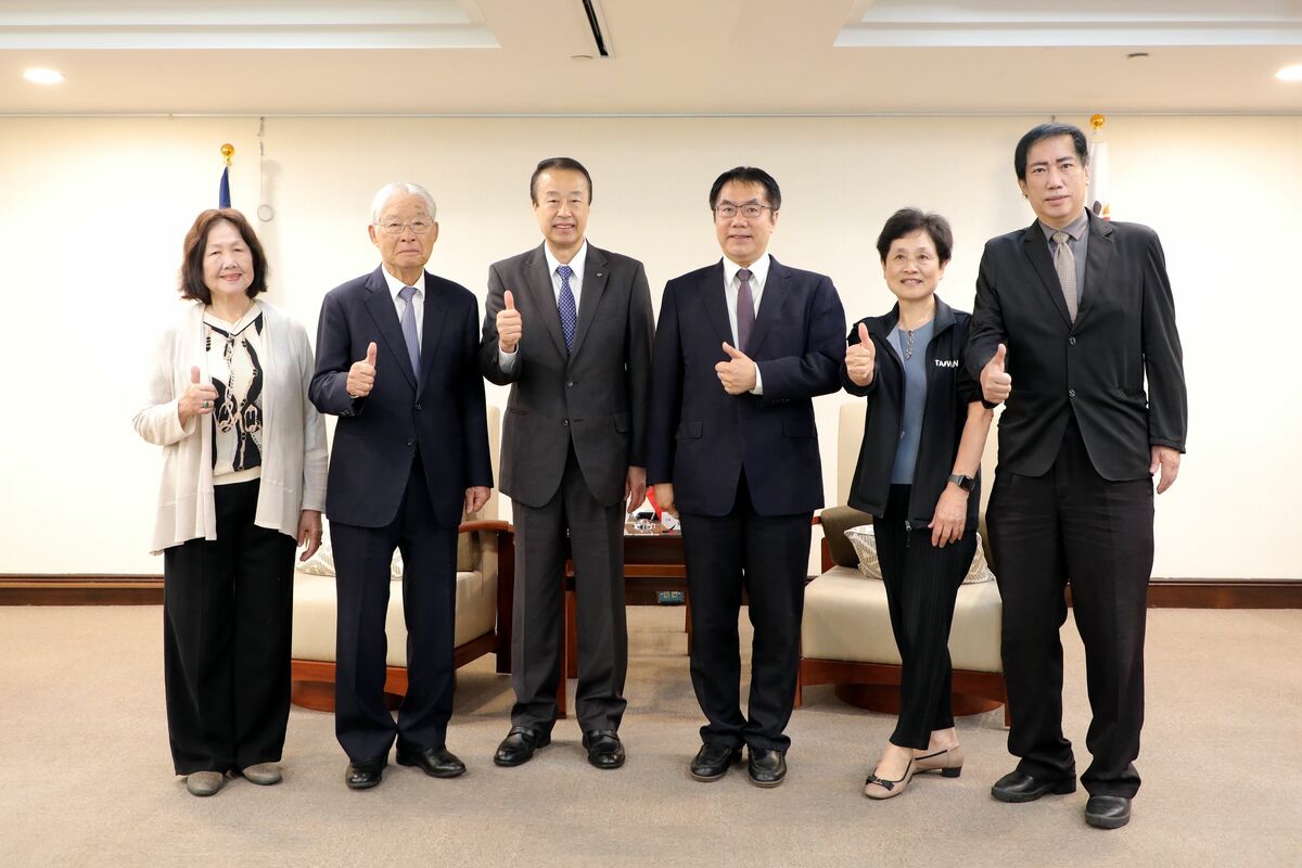 台南市長黃偉哲接見加賀市訪問團。 圖：台南市政府提供