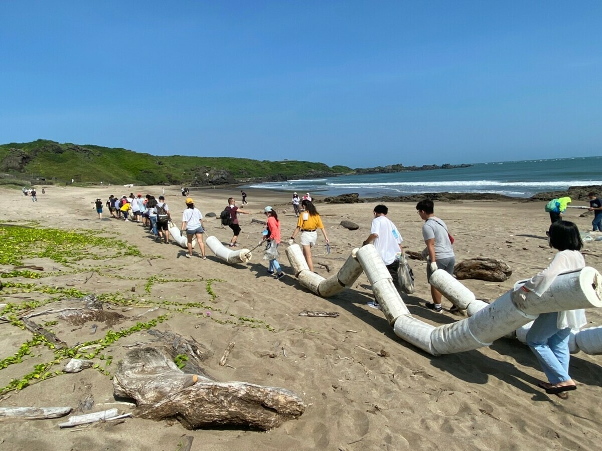 今年「新北永續未來學院─高中體驗營」將帶領學員用實際行動關懷海洋環境。 圖：新北市環保局提供