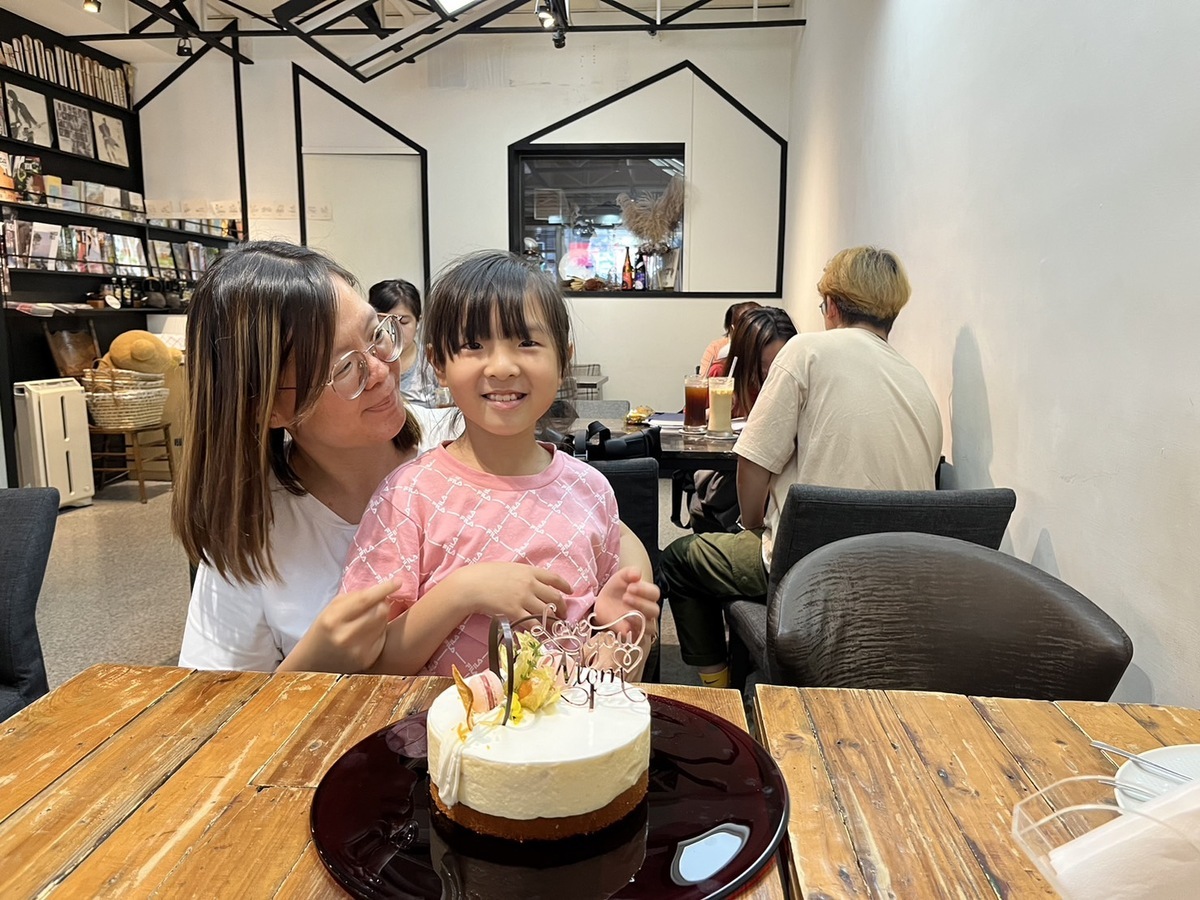 新北惜食餐廳於母親節檔期推出優惠及限定餐點，歡迎民眾來用餐。 圖：新北市農業局提供
