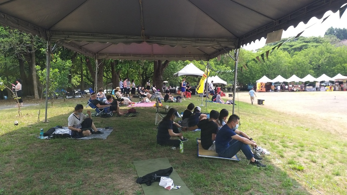 親子可以一起在草地上野餐聽音樂。 圖：台南市政府觀光旅遊局／提供