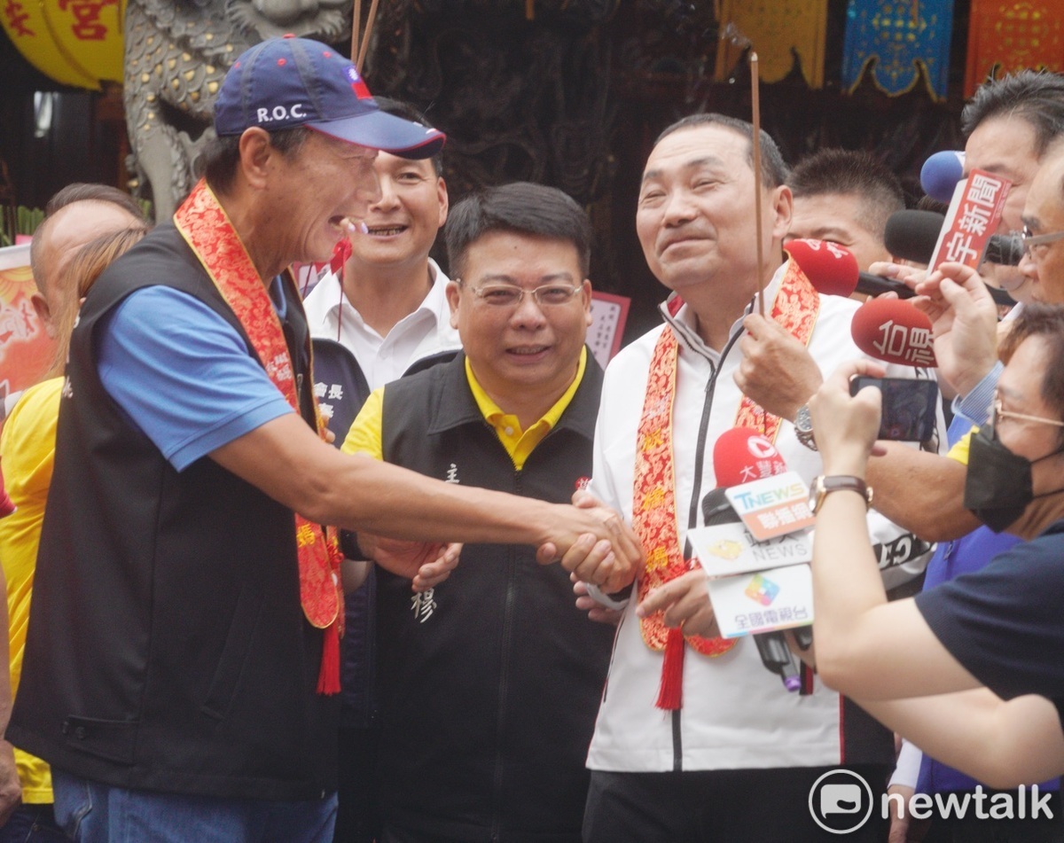 郭台銘民調正式超越侯友宜，傳出國民黨主席朱立倫仍堅持在5月17日徵召侯友宜，邱毅分析，因侯友宜好控制，怕郭台銘暴走。 圖：張良一/攝（資料照）