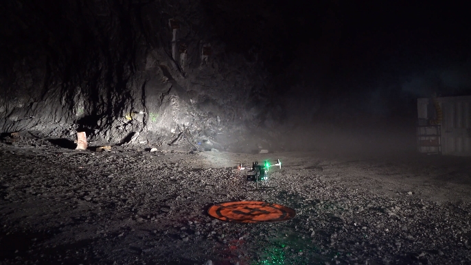 美洲豹礦業（Jaguar Mining）引進無人機，採用工業機器人廠Exyn科技的「ExynAero」。 圖：取自exyn官網
