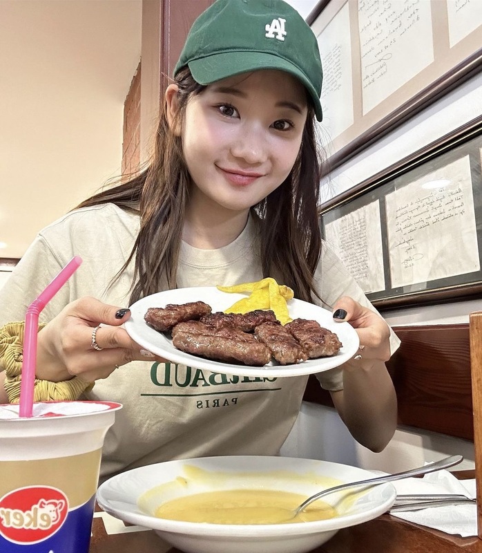 愛莉莎莎分享自己對男女AA制的看法。 圖：翻攝自愛莉莎莎IG