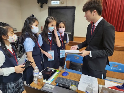 主席團與學生互動。 圖：新北市教育局提供