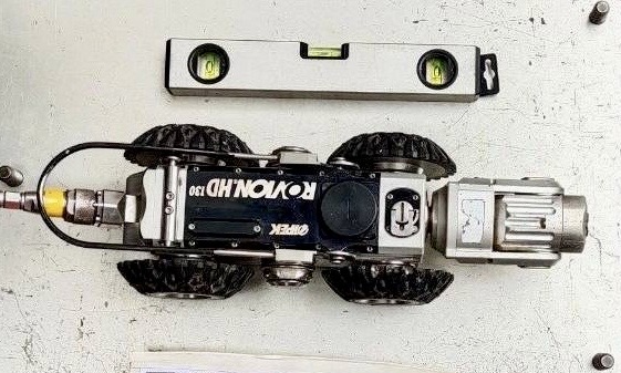 污水下水道專用CCTV檢視車可至狹小污水管段內確認管段狀況。 圖：新北市水利局提供