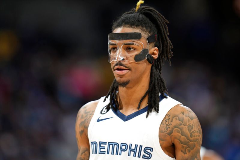 Ja Morant因持槍事件引起軒然大波，聯盟總裁Adam Silver對此表示震驚。 圖／美聯社／達志影像