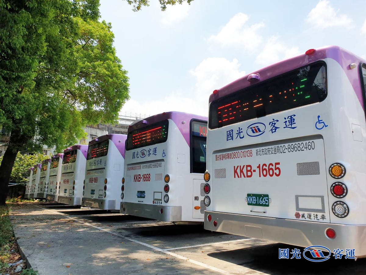 勞動部預告開放僑生擔任醫院照護、物流倉儲、貨車駕駛或助理、客運駕駛或客運安全管理等6大類職業。 圖：取自國光客運臉書