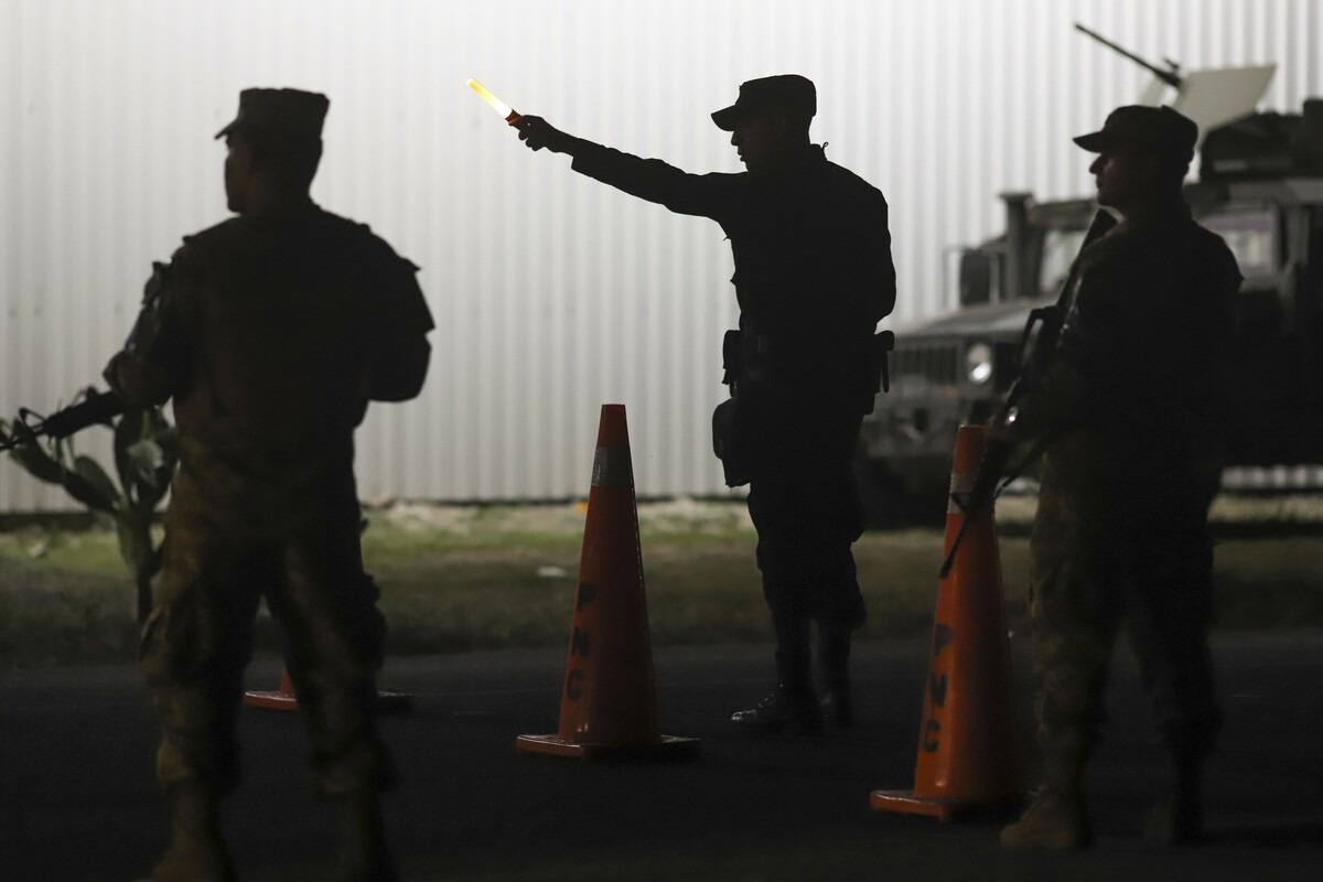 薩爾瓦多總統布克利出動 5,000 多名士兵和 500 名警察，包圍了涉事的北部城市新康塞普西翁。 圖 : 達志影像/美聯社