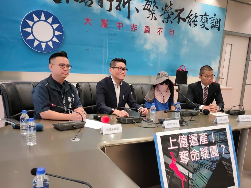 台中18歲賴姓高中生離奇身亡，市議員賴順仁、黃健豪日前召開記者會，也揭露了賴男複雜的身世，引起社會關注。（資料照片） 圖：翻攝黃健豪臉書
