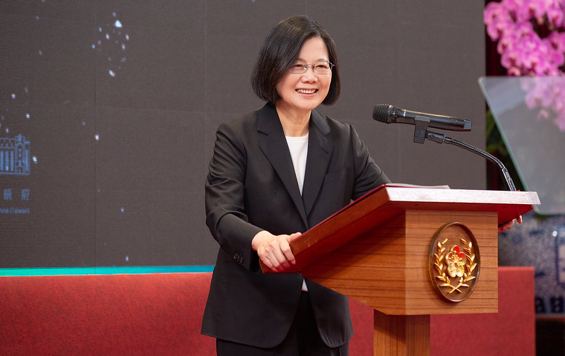 蔡英文總統認為，台灣在國際扮演重要的角色，台灣人不需小看自己，台灣人要相信台灣，並具備全球格局及責任感。 圖：總統府/提供