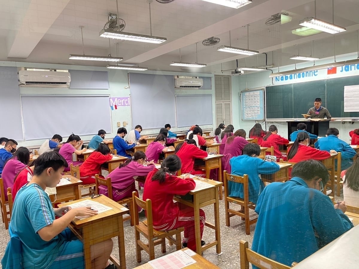 112年國中教育會考第2日，新北考區考生應試場景。 圖：新北市教育局提供