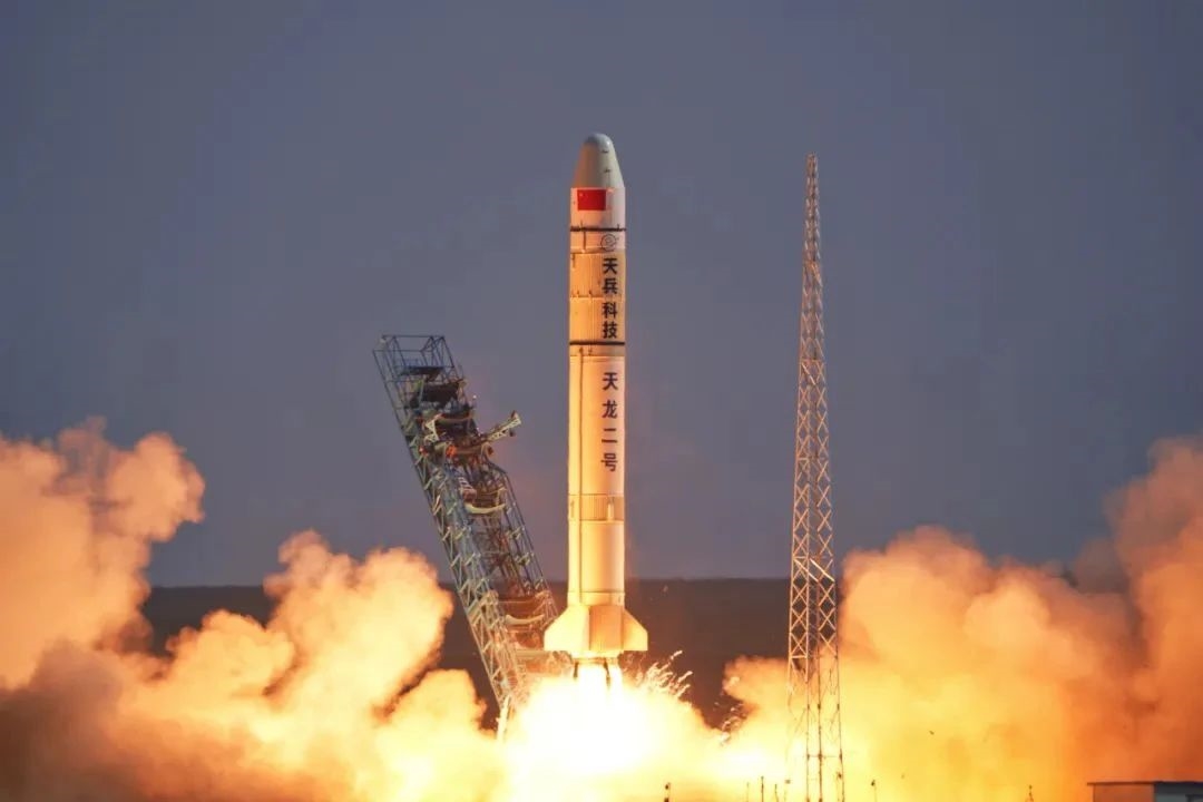 天兵科技(Space Pioneer)的天龍二號運載火箭在中國酒泉衛星發射中心成功首飛。 圖：翻攝自快科技網（資料圖）