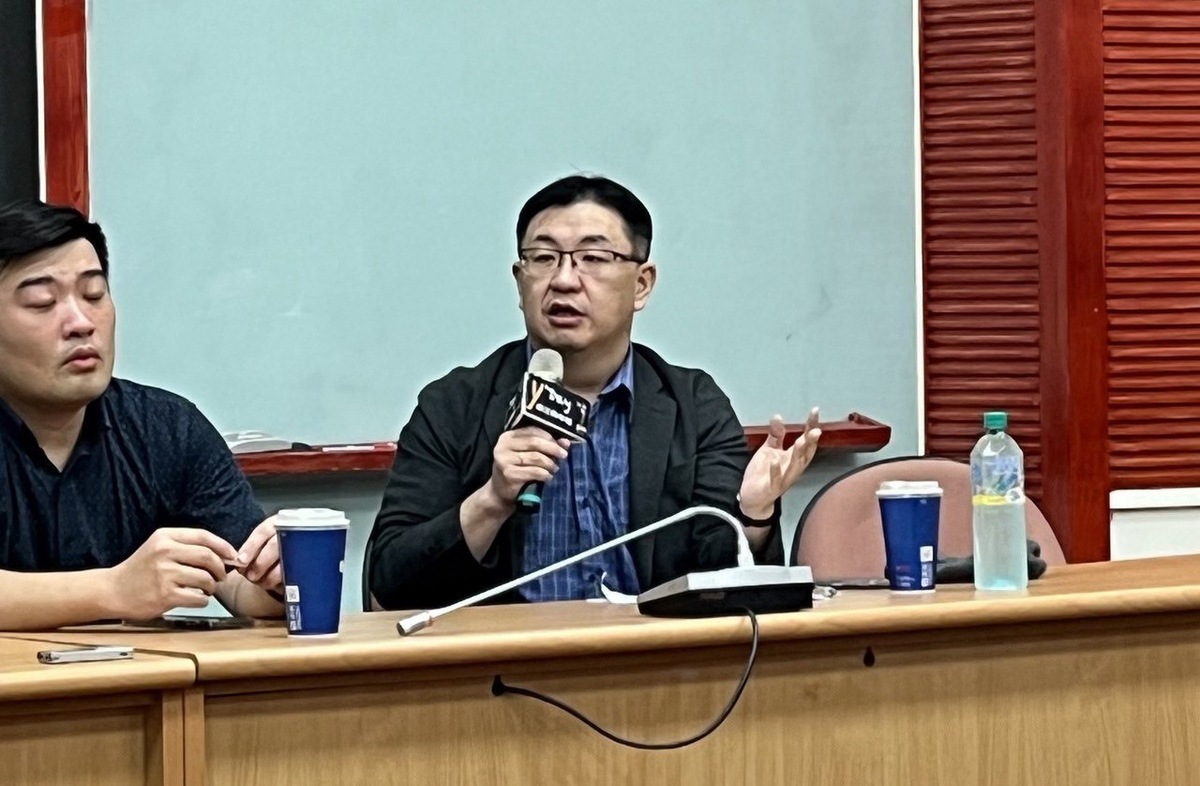 東吳大學法律系教授胡博硯認為，現今台人到中國就業人數不比過往，如果要前進中國，應該要更多了解中國的現況，了解世界局勢的變化。  圖：台灣智庫/提供