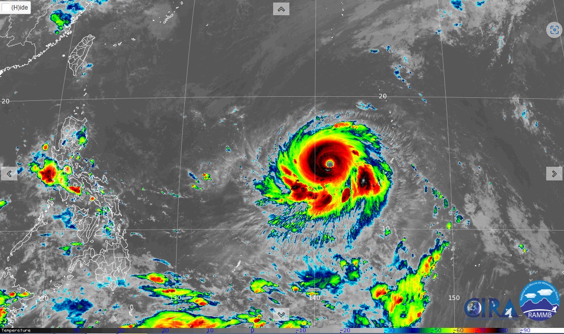 天氣職人吳聖宇指出，強烈颱風瑪娃目前中心氣壓900hpa，中心附近最大風速58m/s，瞬間最大風速73m/s。 圖：翻攝自天氣職人吳聖宇臉書
