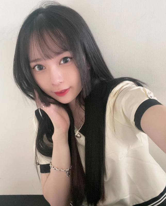 美女實況主YUNA相當害怕恐怖遊戲。 圖：翻攝自林涵IG