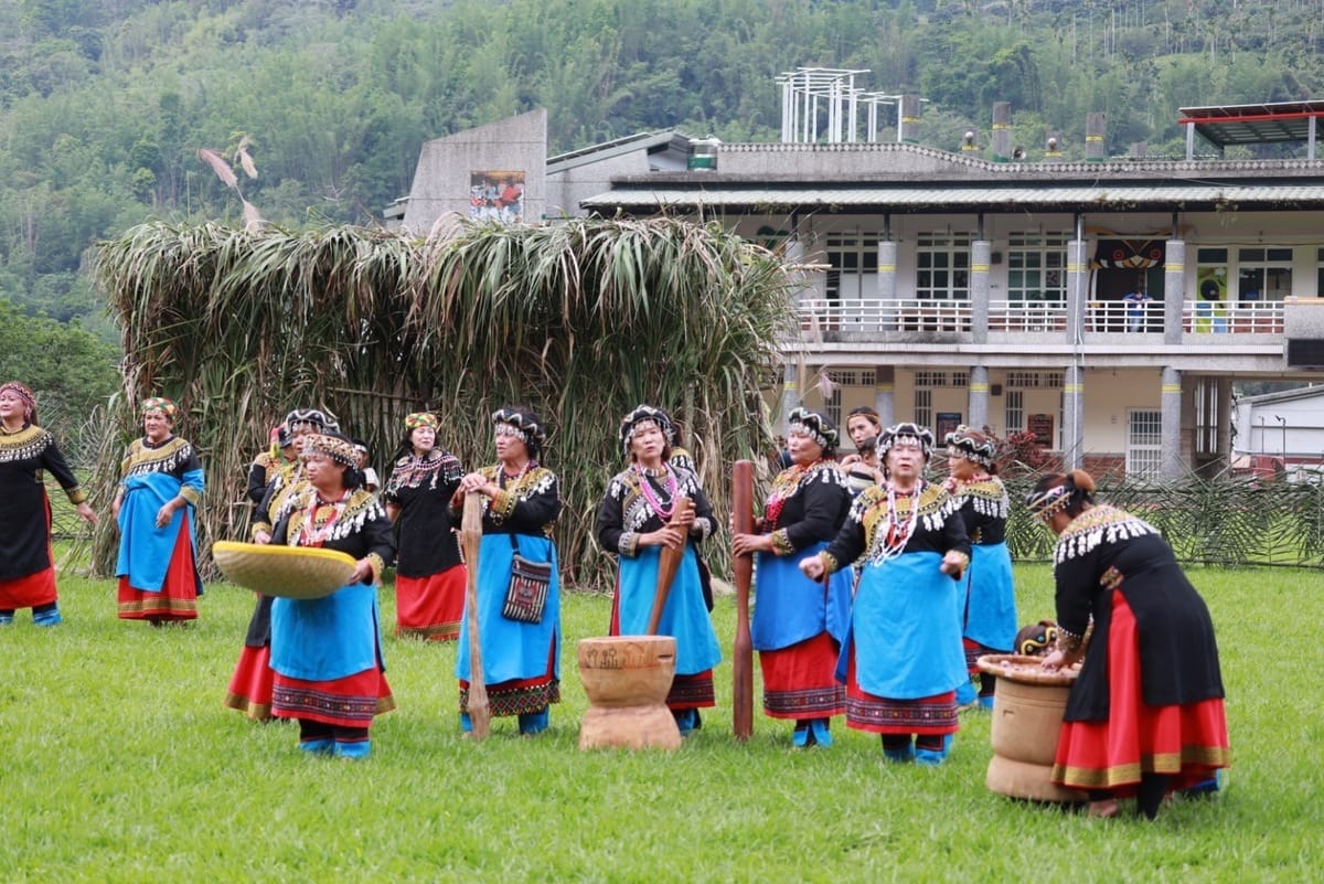 那瑪夏射耳祭活動演示傳統射耳祭典儀式。 圖:高雄市原民會提供