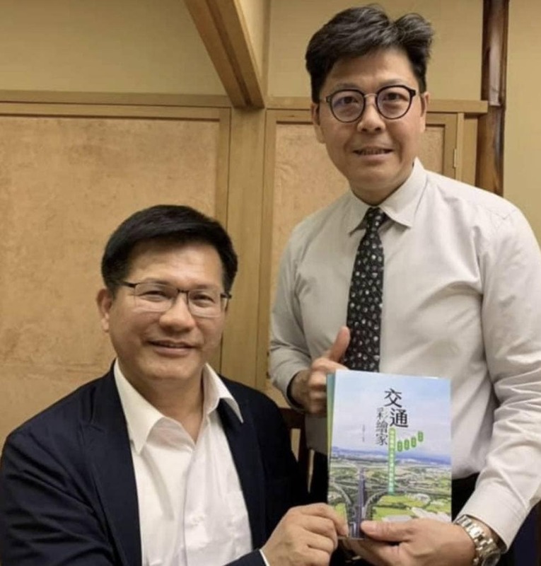 陳琬惠持續指控林佳龍（左）與曾國緯（右）熟識。 圖：翻攝陳琬惠臉書