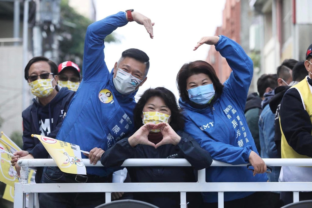 陳家平恭喜張秀華立委初選出線，並呼籲黨內團結。 圖：取自陳家平臉書