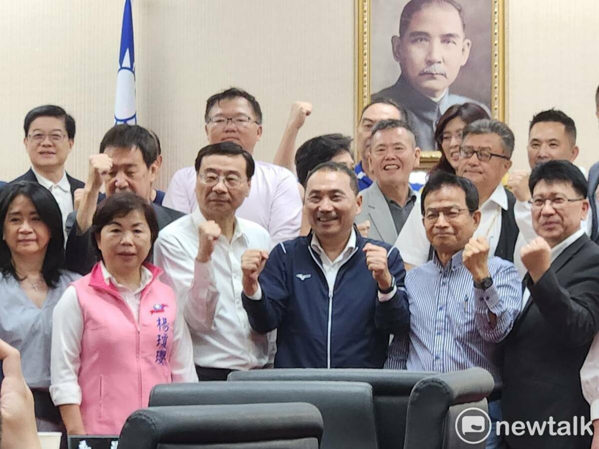國民黨總統參選人侯友宜拜會國民黨團尋求全力支持。 圖：黃建豪/攝